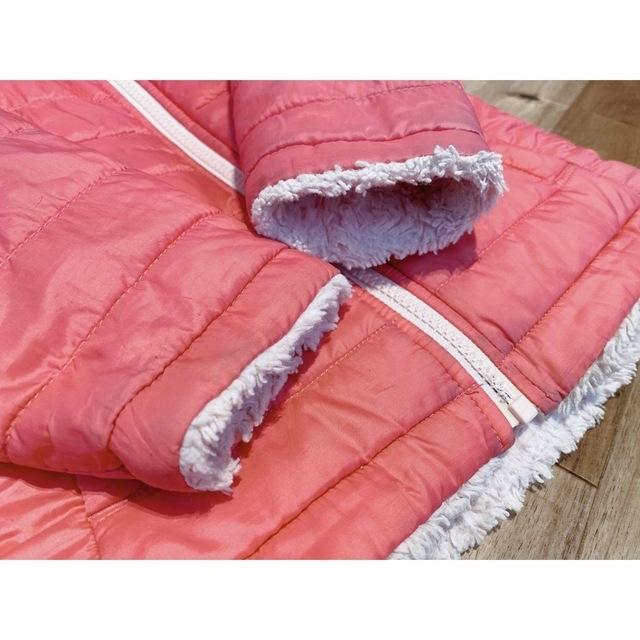 THE NORTH FACE(ザノースフェイス)の専用ノースフェイスリバーシブダウンジャンパー110位northfaceピンク女児 キッズ/ベビー/マタニティのキッズ服女の子用(90cm~)(ジャケット/上着)の商品写真