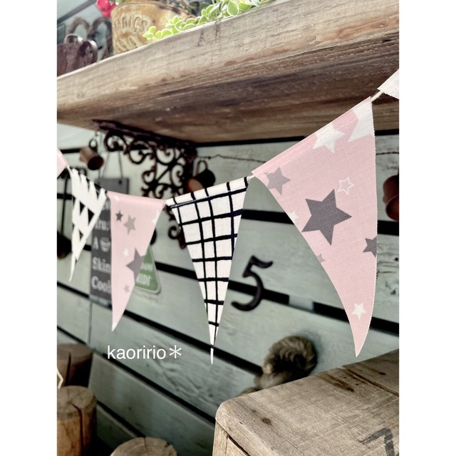 ピンク星plus✩︎⡱フラッグガーランド　ひな祭り飾りにも♡ ハンドメイドのインテリア/家具(インテリア雑貨)の商品写真