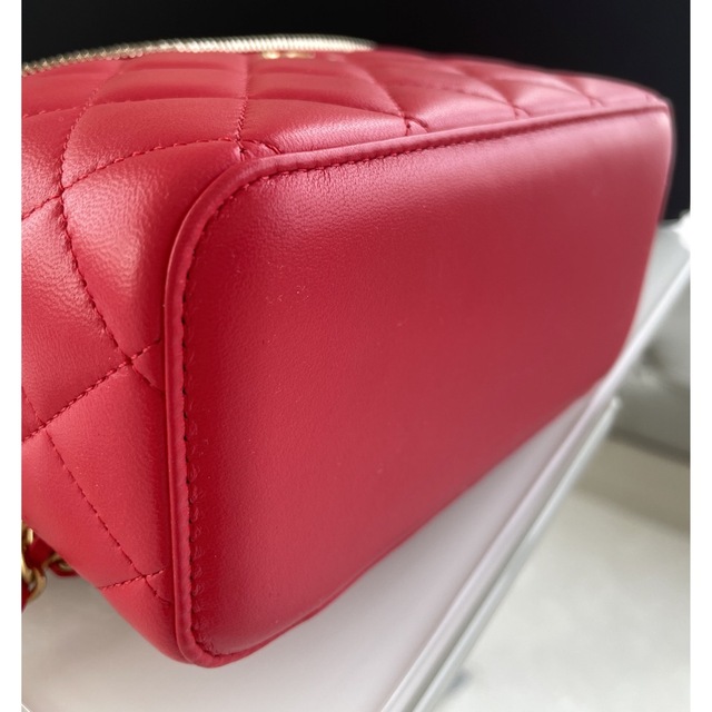 美品】CHANEL ポーチ ピンク×ゴールド金具 www.sanagustin.ac.id