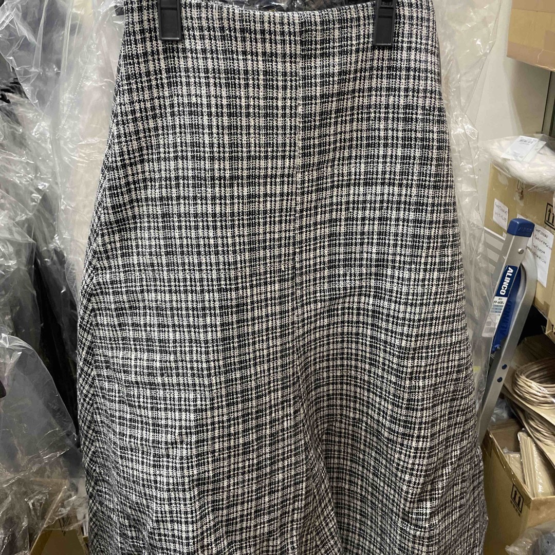 Mila Owen(ミラオーウェン)のハイウエストフレアスカート レディースのスカート(ひざ丈スカート)の商品写真