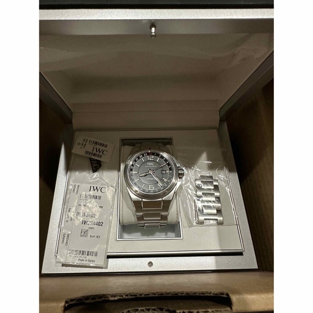 IWC(インターナショナルウォッチカンパニー)のiwc インヂュニアデュアルタイム黒 メンズの時計(腕時計(アナログ))の商品写真