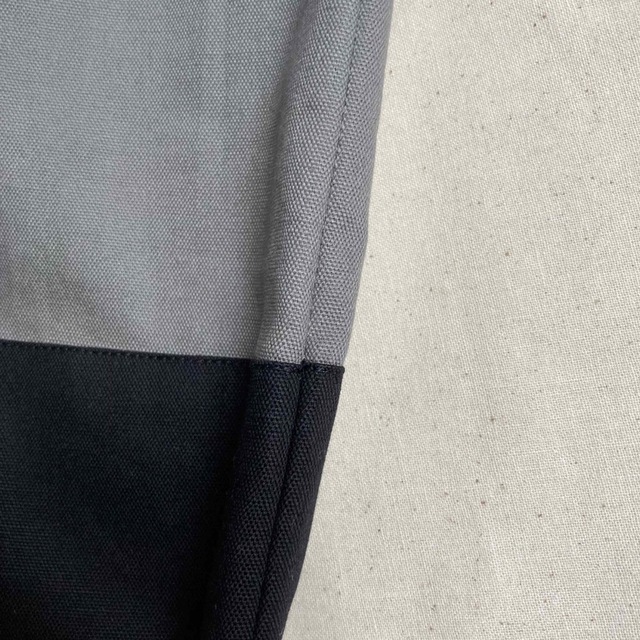 ランチョンマット&巾着袋　#チャコール切替×黒 ハンドメイドのキッズ/ベビー(外出用品)の商品写真