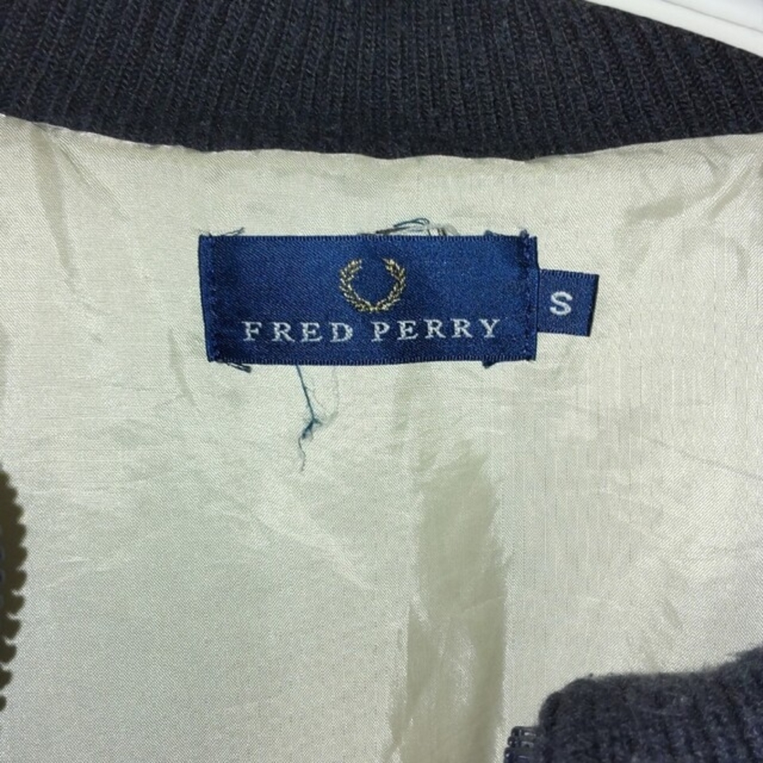 FRED PERRY(フレッドペリー)のフレッドペリー　ジャンパー メンズのジャケット/アウター(その他)の商品写真