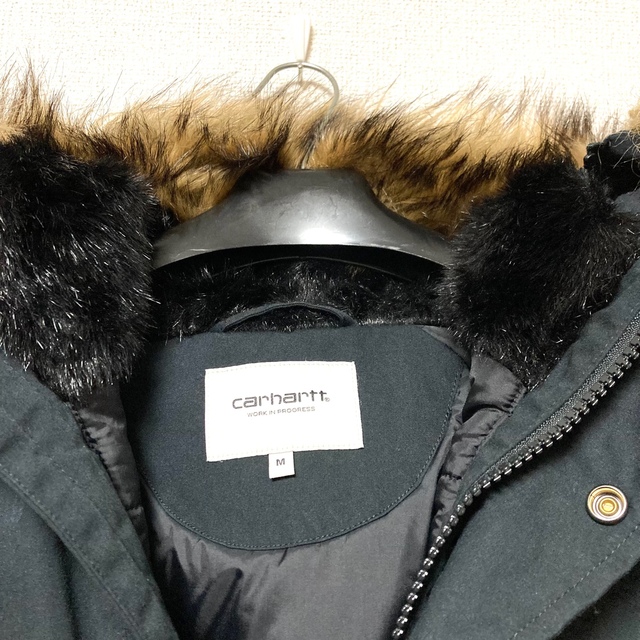 carhartt(カーハート)の【超美品】カーハート トラッパーパーカ　マウンテンジャケット　ダウン　M 黒 メンズのジャケット/アウター(ダウンジャケット)の商品写真