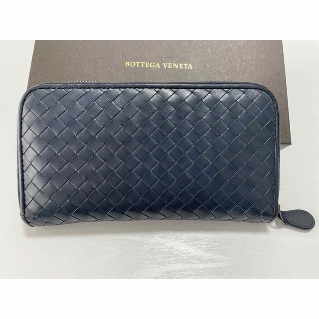 美品 BOTTEGA VENETA 長財布 スコルピート ロゴ 型押し ブラウン