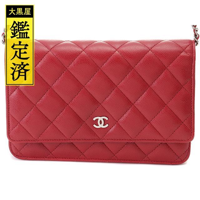 CHANEL(シャネル)のシャネル　マトラッセ　チェーンウォレット　キャビアレッド　シルバー金具【460】 レディースのバッグ(ショルダーバッグ)の商品写真