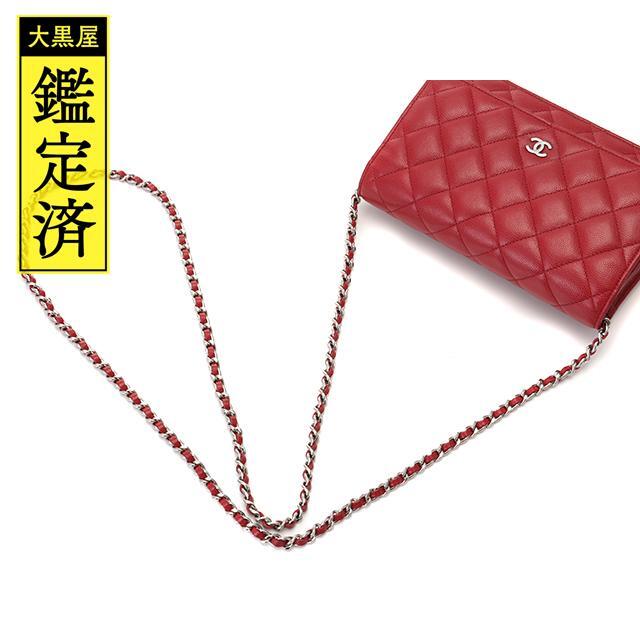 CHANEL(シャネル)のシャネル　マトラッセ　チェーンウォレット　キャビアレッド　シルバー金具【460】 レディースのバッグ(ショルダーバッグ)の商品写真