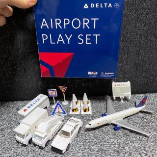 DELTA - デルタ航空 エアポートプレイセットの通販 by Chacha's shop