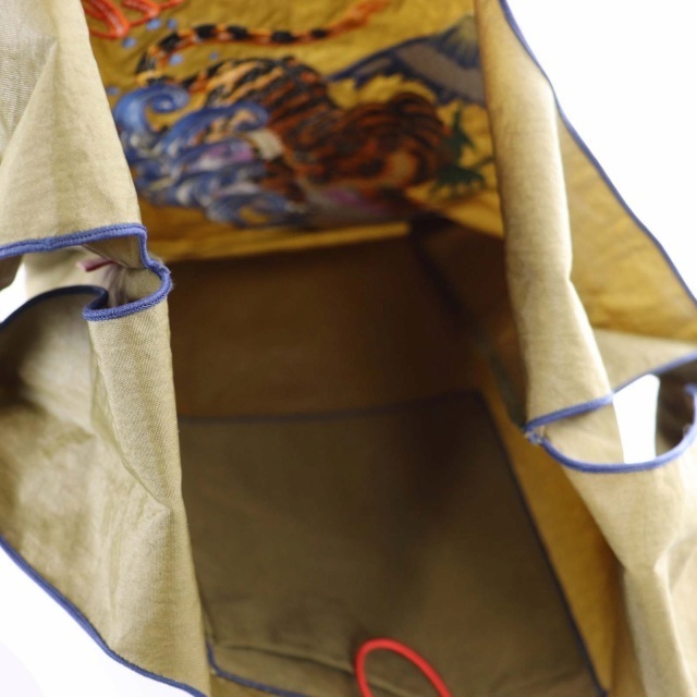 ケイタマルヤマ BALL & CHAIN ハンドバッグ エコバッグ(虎) カーキ メンズのバッグ(その他)の商品写真