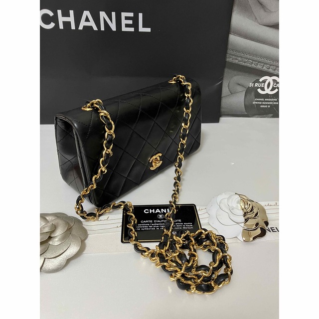 CHANEL(シャネル)の超美品★ シャネル マトラッセ チェーンショルダーバッグ フルフラップ 正規品 レディースのバッグ(ショルダーバッグ)の商品写真