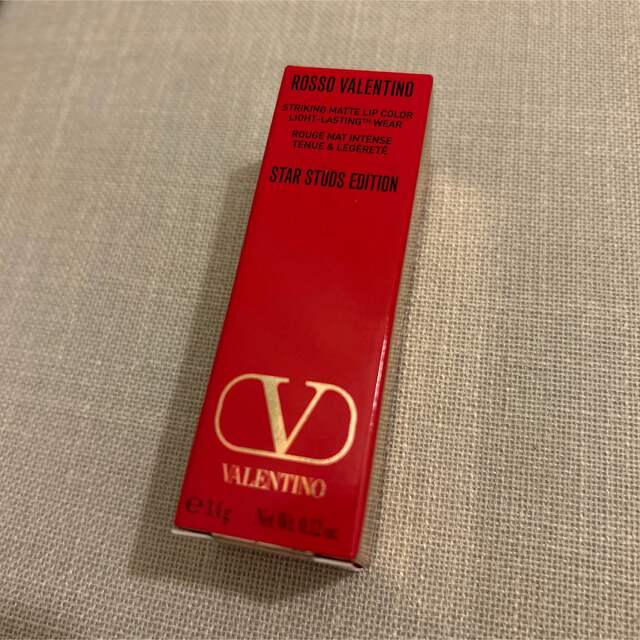 VALENTINO(ヴァレンティノ)の【新品】ロッソ ヴァレンティノ マット スタースタッズエディション コスメ/美容のベースメイク/化粧品(口紅)の商品写真