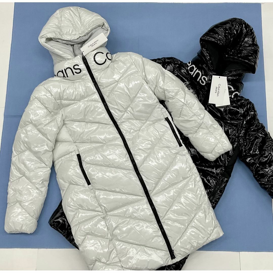 Calvin Klein(カルバンクライン)のカルバン クライン ジーンズ　パデッドコート 02B22　サイズXS　ホワイト  レディースのジャケット/アウター(ナイロンジャケット)の商品写真