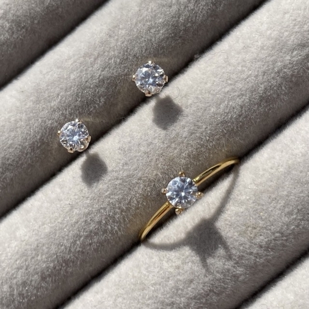 【order】奇跡の一粒。moissanite ... earring. ハンドメイドのアクセサリー(ピアス)の商品写真