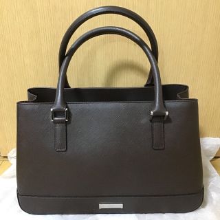 バーバリー(BURBERRY)の本日限定値下げ。新品未使用　バーバリー　サフィアーノレザートートバッグ(ハンドバッグ)