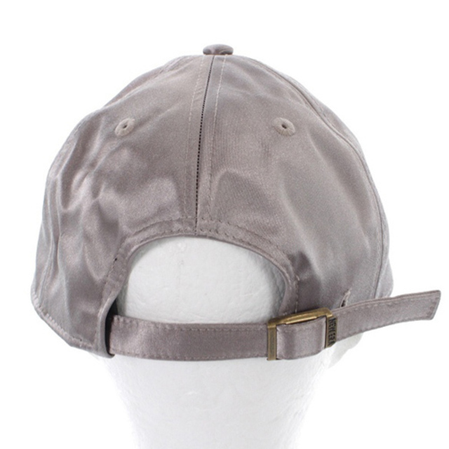 SNIDEL(スナイデル)のスナイデル NEW ERA 22AW 帽子 コラボキャップ 刺繍 グレージュ レディースの帽子(キャップ)の商品写真