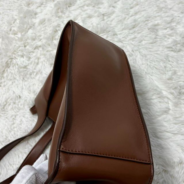 Stella McCartney(ステラマッカートニー)の【美品】STELLA McCARTNEY ロゴ　2way ショルダーバッグ　茶色 レディースのバッグ(ショルダーバッグ)の商品写真