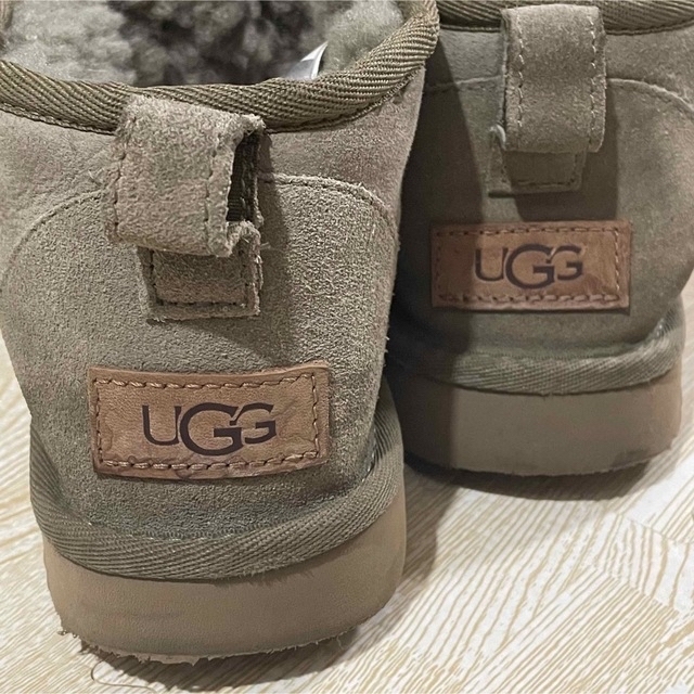 UGG(アグ)のUGG ムートンブーツ レディースの靴/シューズ(ブーツ)の商品写真