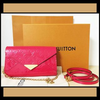 ルイヴィトン(LOUIS VUITTON)の【正規品☆新品】『ルイ・ヴィトン』チェーンウォレット・クラッチバッグ／濃いピンク(クラッチバッグ)