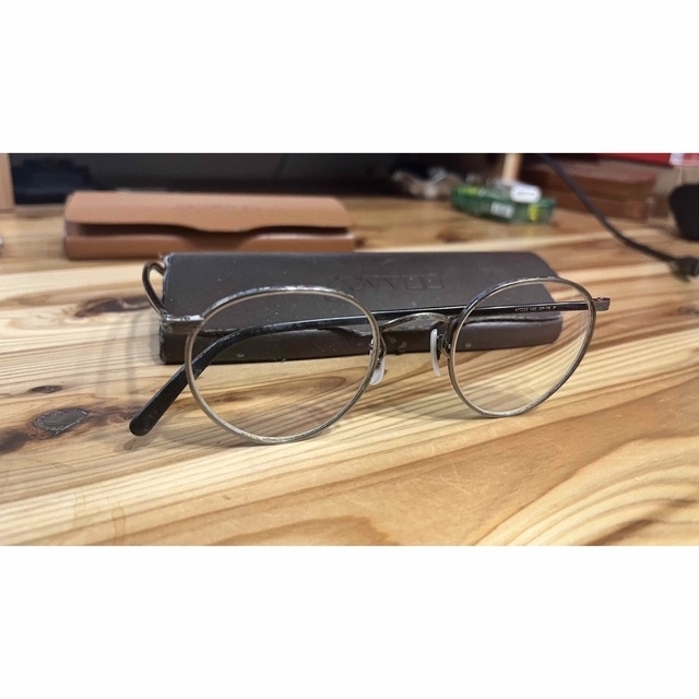 Oliver Peoples(オリバーピープルズ)のOliver People 丸眼鏡 メンズのファッション小物(サングラス/メガネ)の商品写真