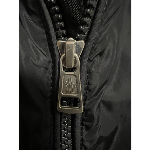 MONCLER(モンクレール)のMONCLER  モンクレール　メンズ　1 メンズのジャケット/アウター(ナイロンジャケット)の商品写真