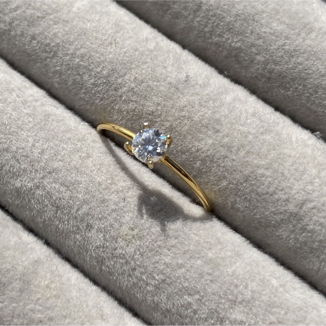 奇跡の一粒。moissanite ... ring ハンドメイドのアクセサリー(リング)の商品写真