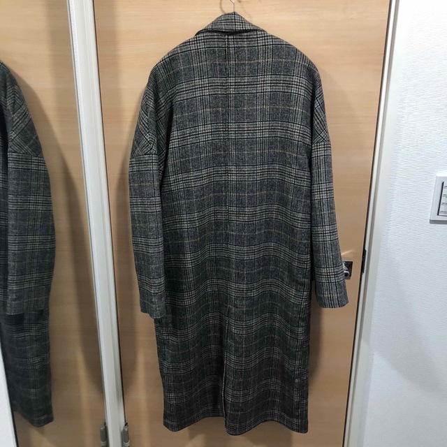 ZARA(ザラ)のZARA チェック柄　ロングコート　XS タグつき メンズのジャケット/アウター(チェスターコート)の商品写真