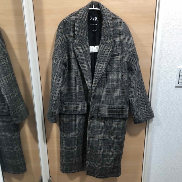 ZARA(ザラ)のZARA チェック柄　ロングコート　XS タグつき メンズのジャケット/アウター(チェスターコート)の商品写真