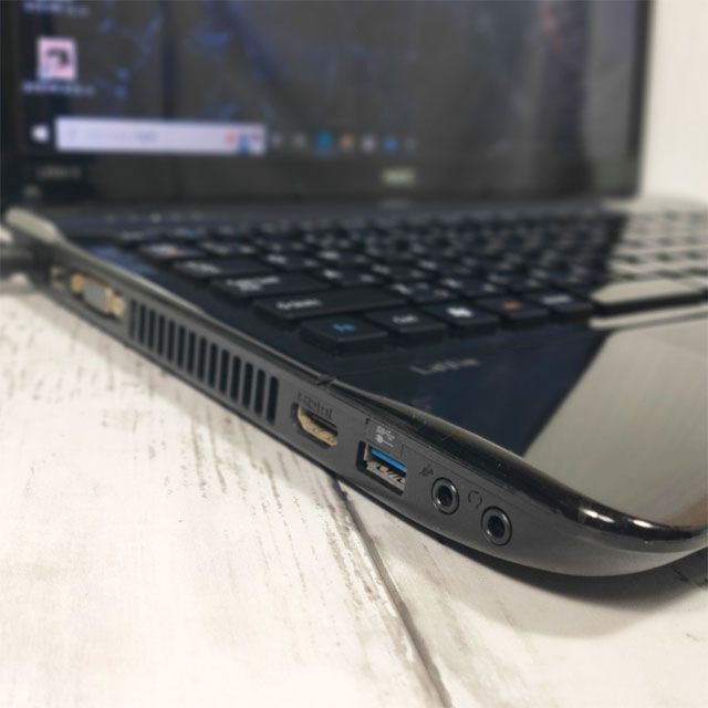 SSD搭載で快適に使えます!初心者おすすめ LaVieノートパソコン 14