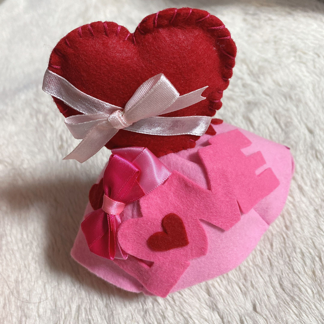 バレンタイン LOVE ペット用帽子 被り物 ハート 猫用 小型犬用ハンドメイド その他のペット用品(猫)の商品写真