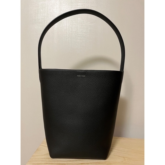 THE ROW - 大幅値下げ！the row Small N/S Park Tote レザーの通販 by