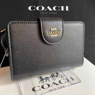 コーチ(COACH)のギフト⭕️ コーチ 財布 新作クロスグレインレザー 二つ折りミディアムジップ(財布)