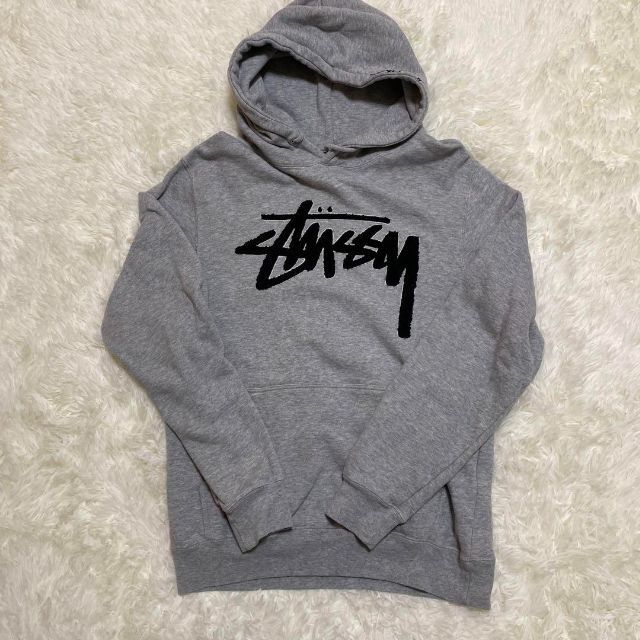 STUSSY(ステューシー)の【即完売品】ステューシー☆ビックボア刺繍ロゴ　フード刺繍ロゴ　パーカー メンズのトップス(パーカー)の商品写真