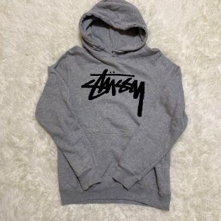 ステューシー(STUSSY)の【即完売品】ステューシー☆ビックボア刺繍ロゴ　フード刺繍ロゴ　パーカー(パーカー)