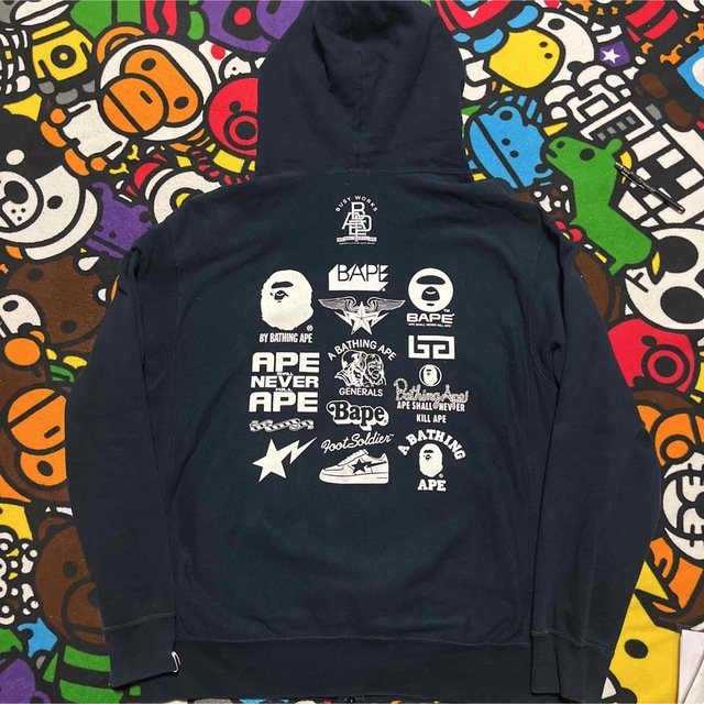 APE BAPE KAWS generals sta foot パーカー L APE BAPE KAWS generals sta foot パーカー L