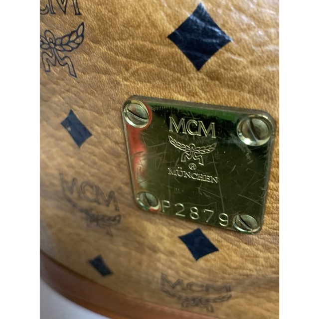 MCM(エムシーエム)のMCMエムシーエム巾着ショルダーバッグ レディースのバッグ(ショルダーバッグ)の商品写真