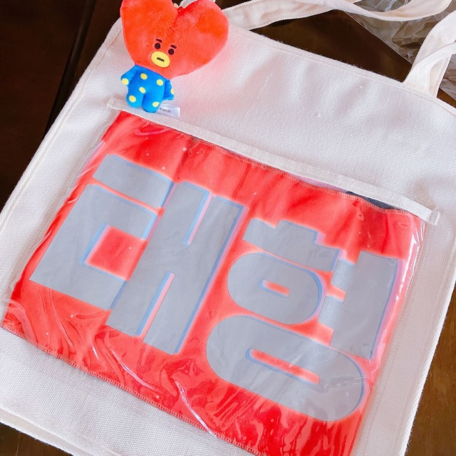 トートバッグ スローガン テヒョン テテ BTS BT21 tinytan V