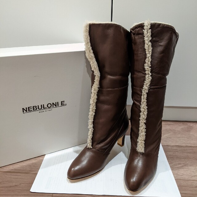 NEBULONI E. - 新品 NEBULONI E. イタリア製 ショートブーツ 未使用 ムートンブーツの通販 by コンコーン's  shop｜ネブローニならラクマ