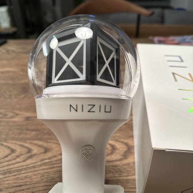 アイドルグッズＮiziＵ　light stick