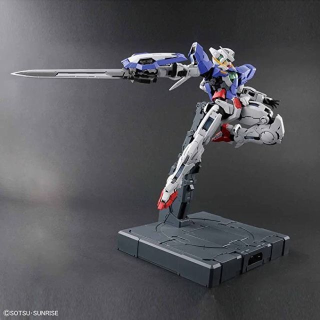 PG ガンダムエクシア 1/60スケール 色分け済みプラモデルの通販 by