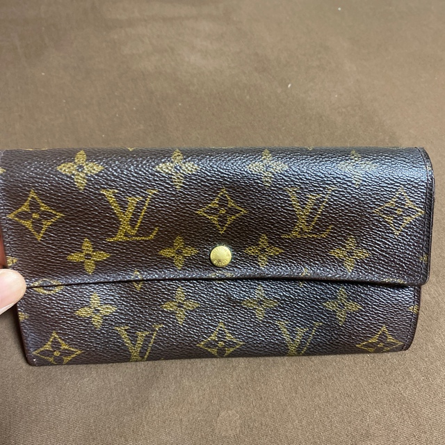 LOUIS VUITTON(ルイヴィトン)のルイヴィトン　モノグラム　旧型ポルトフォイユサラ レディースのファッション小物(財布)の商品写真