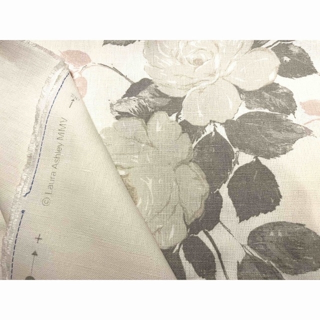LAURA ASHLEY - ローラアシュレイ生地 yuk様専用ページ♡の通販 by