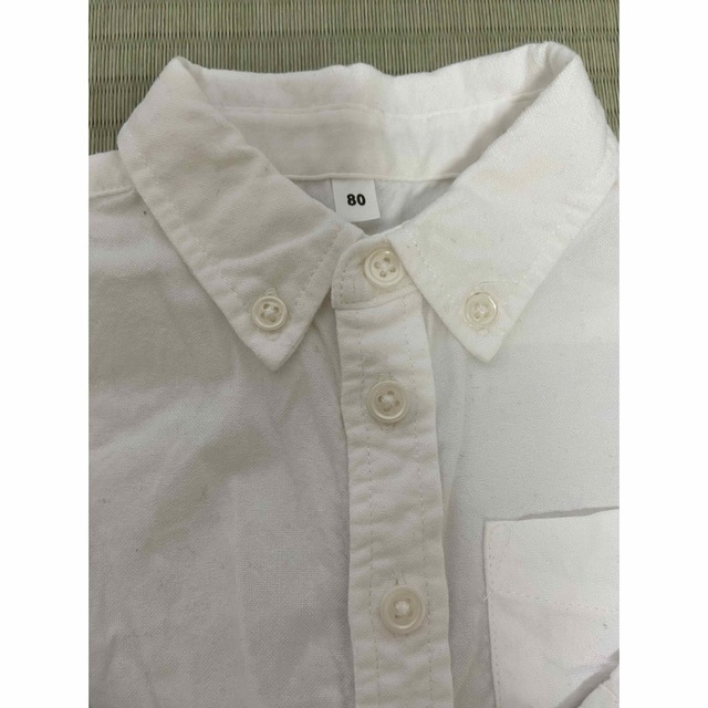 MUJI (無印良品)(ムジルシリョウヒン)の無印良品　子供服　白シャツ　サイズ80 ほぼ未使用品 キッズ/ベビー/マタニティのベビー服(~85cm)(シャツ/カットソー)の商品写真