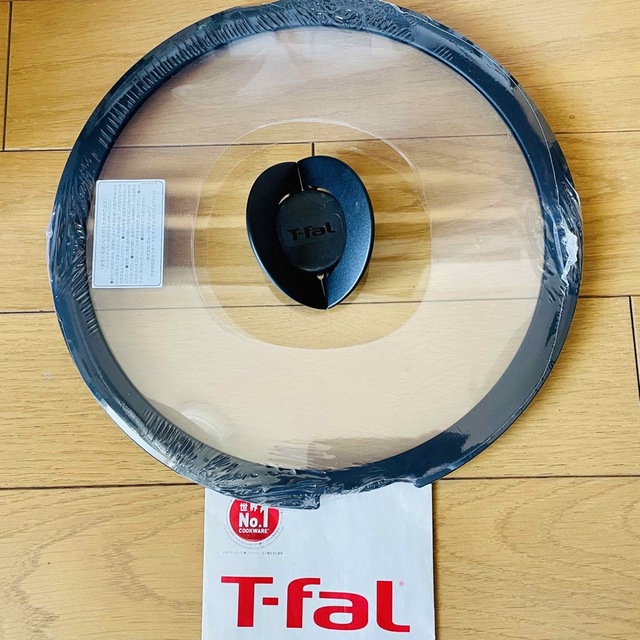 T-fal(ティファール)の【ティファール純正】新品　バタフライガラス蓋 ふた 26cm インテリア/住まい/日用品のキッチン/食器(調理道具/製菓道具)の商品写真