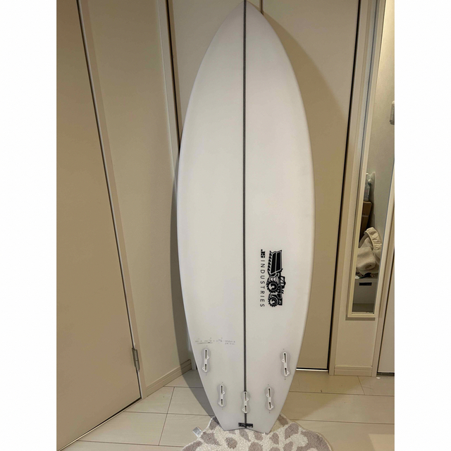 GW特価セール　ジェイエス　JS サブゼロ　subxero 5'7 32L  スポーツ/アウトドアのスポーツ/アウトドア その他(サーフィン)の商品写真