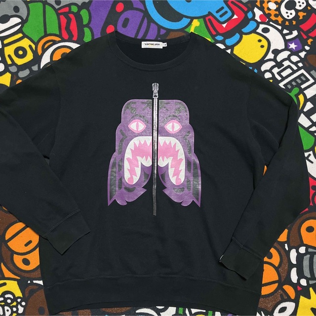最新入荷 APE APE BAPE KAWS - XL CAMO SHARK HOODIE パーカー