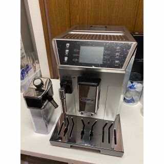 デロンギ(DeLonghi)のお値下げ 国内正規 デロンギ プリマドンナクラス コーヒーメーカー(エスプレッソマシン)