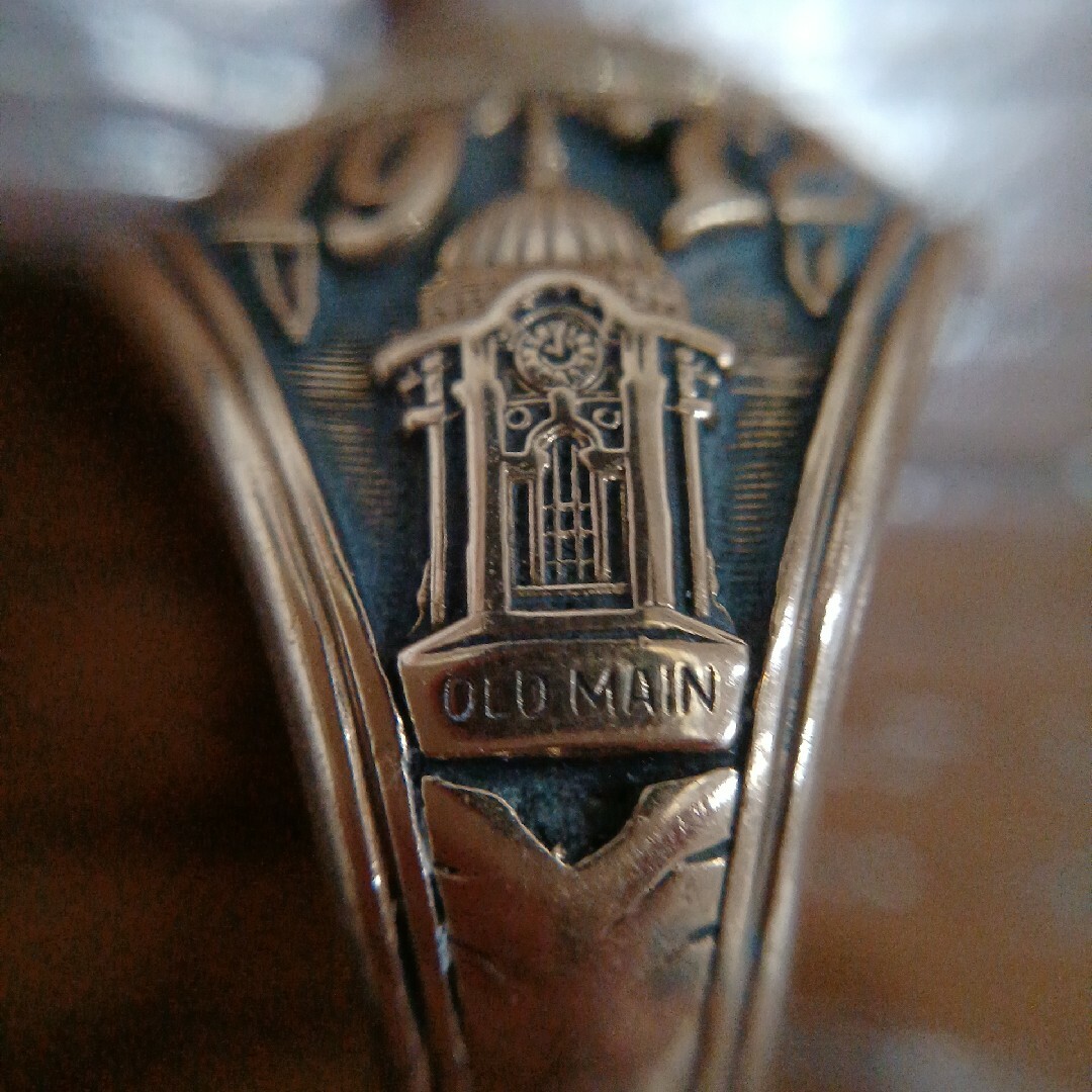 イリノイ州立大学　カレッジリングK10 メンズのアクセサリー(リング(指輪))の商品写真