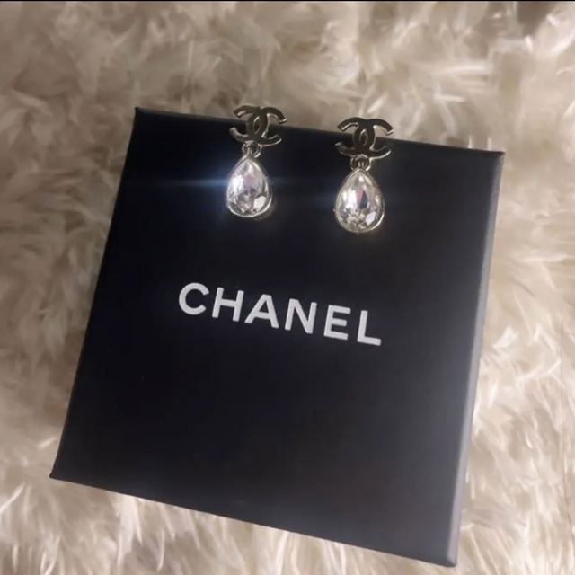レディース未使用 CHANEL シャネル ピアス ブラック ココマーク レジン