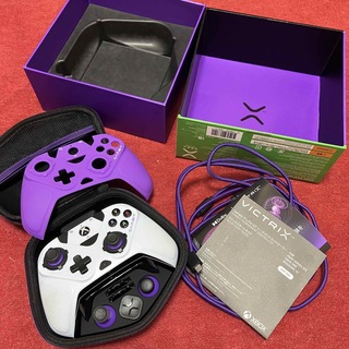 エックスボックス(Xbox)のGambit デュアルコア　トーナメントコントローラー(家庭用ゲーム機本体)