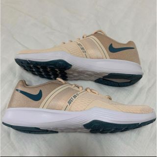 ナイキ(NIKE)のNIKE ウィメンズ シティー トレーナー 2(スニーカー)